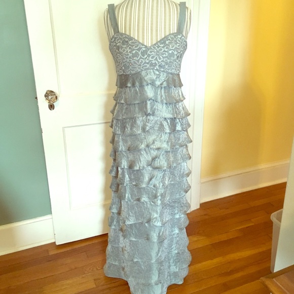 R & M Richards Dresses & Skirts - PROM SALE!👗R&M Richards Silver Ball Gown W/ Shrug